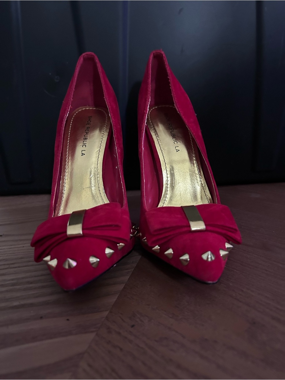 Red Pointed Toe Stud Bow Pumps